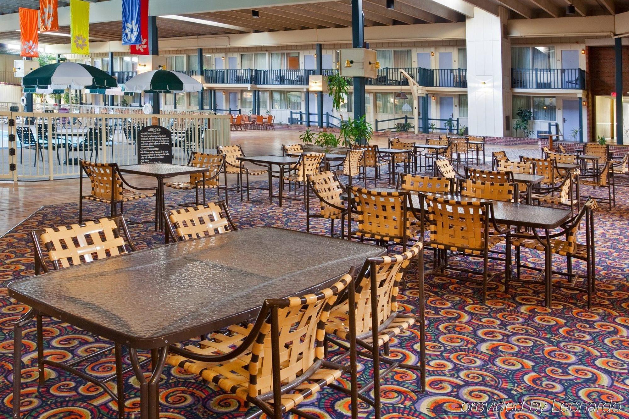 Ramada By Wyndham Uniontown Hotel Restaurant billede